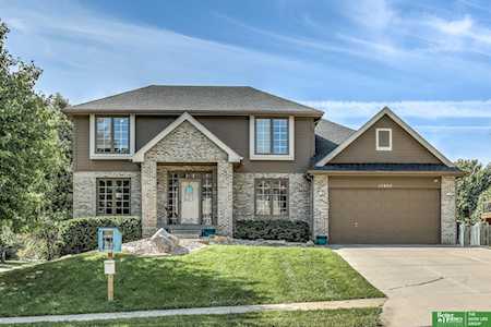 17807 Washington Circle Omaha, NE 68135