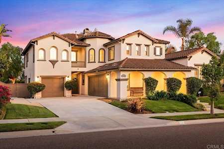 7290 Calle Conifera Carlsbad, CA 92009