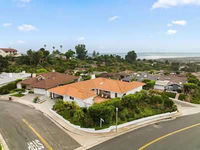 207 Calle Felicidad San Clemente, CA 92672