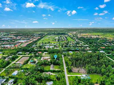 10351 Strike Ln Bonita Springs, FL 34135