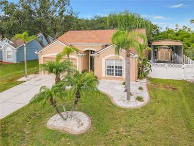 307 Lakeway Ln Apollo Beach, FL 33572