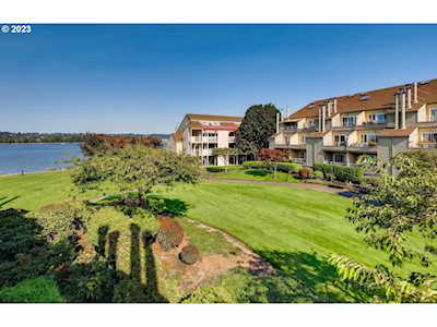 259 N Hayden Bay DR Portland, OR 97035