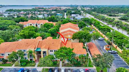 103 Yacht Club Way #109 Hypoluxo, FL 33462