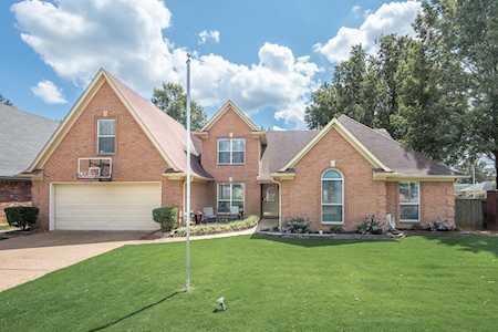 6527 Altruria Creek Ct Bartlett, TN 38135