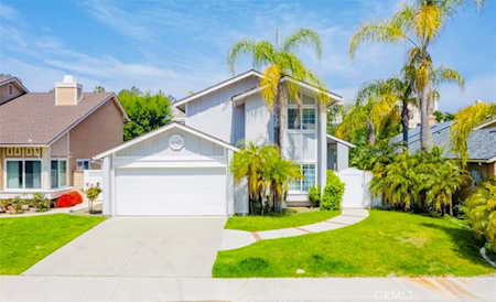 22141 Cosala Mission Viejo, CA 92691