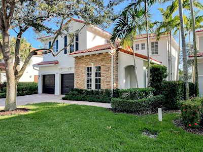 824 Madison Court Palm Beach Gardens, FL 33410