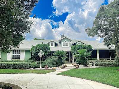 15865 Hiller St Wellington, FL 33414