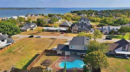 323 Parkwood Drive Lakewood Village, TX 75068