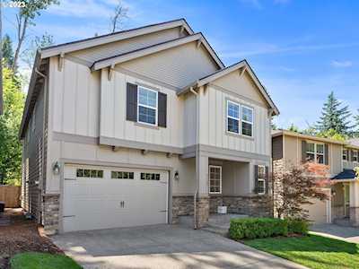 9322 SW Chopin LN Portland, OR 97225