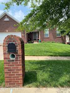 3404 Stony Farm Dr Jeffersontown, KY 40299