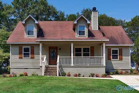 110 Michael Drive Huntsville, AL 35811