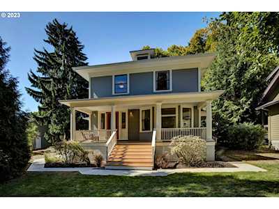 7537 SW 24th AVE Portland, OR 97219