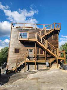 422 Stone Ridge Way Pigeon Forge, TN 37863