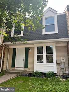 7552 Rain Flower Way Columbia, MD 21046