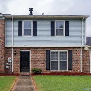 2207 SW Westbury Court SW Decatur, AL 35603