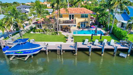 165 Lucina Drive Hypoluxo, FL 33462