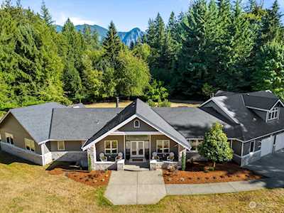6230 404th Ln SE Snoqualmie, WA 98065