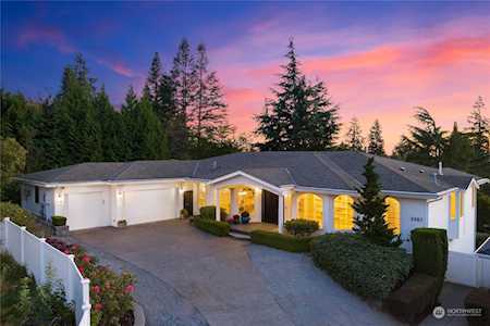 5907 111th Place NE Kirkland, WA 98033