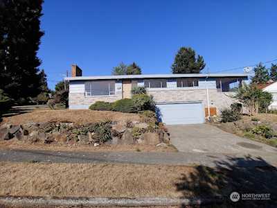 4401 28th Place W Seattle, WA 98199
