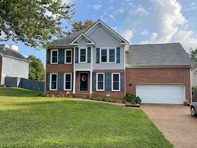 1805 Elizabeth Ct Spring Hill, TN 37174