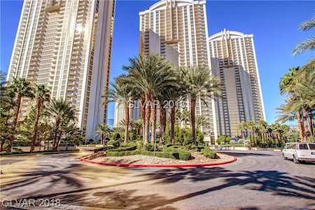 135 E Harmon Ave #1204 Las Vegas, NV 89109