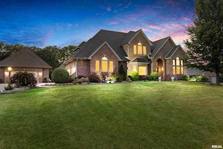1327 Amanda Dr Metamora, IL 61548