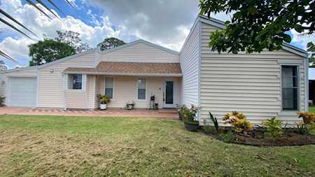 112 SW Crescent Avenue Port St Lucie, FL 34984