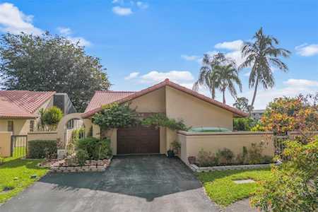 2009 NW 15th Pl Delray Beach, FL 33445