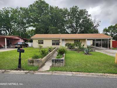5216 Doncaster AVE Jacksonville, FL 32208
