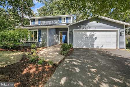 1414 Sadlers Wells Dr Herndon, VA 20170