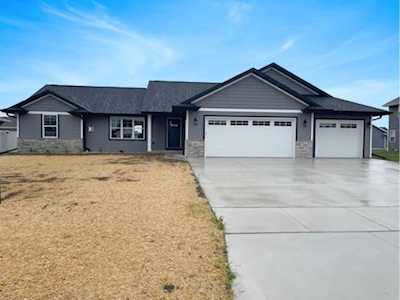 880 Joeanna Way Pulaski, Village of Pulaski, WI 54162