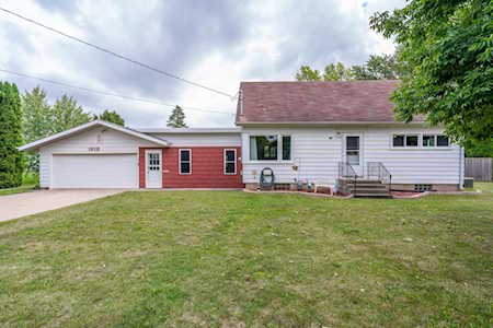 1918 Alaska St Oshkosh, City of Oshkosh, WI 54902-6827