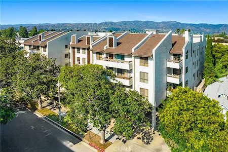 222 N Rose St #204 Burbank, CA 91505