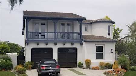 6525 Fremont Circle Huntington Beach, CA 92648