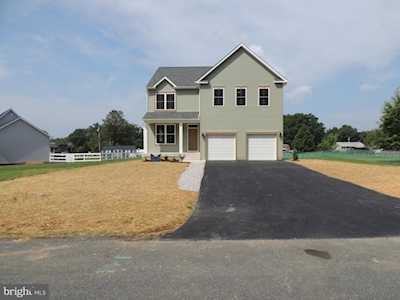 208 Beechwood Ave Joppa, MD 21085