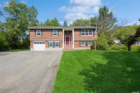 660 Granite Springs Rd Yorktown Heights, NY 10598