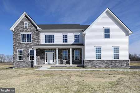 32 Katie Dr Pedricktown, NJ 08067
