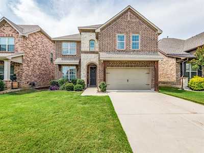 1800 Ridge Creek Lane Aubrey, TX 76227