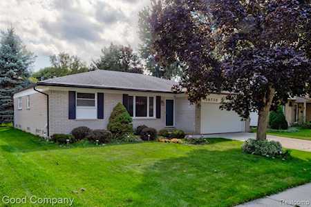 39735 Wales St Canton Twp, MI 48188