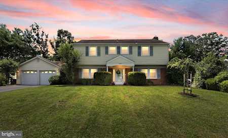 8809 Orwood Ln Laurel, MD 20708