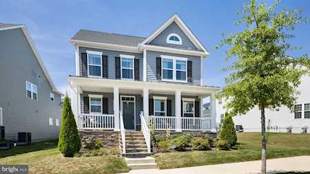 21916 Broadway Ave Clarksburg, MD 20871