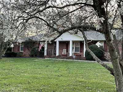 105 Carol Drive Murfreesboro, TN 37128