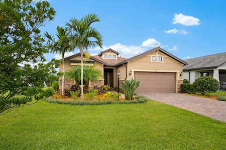 17353 Hampton Falls TERRACE Bradenton, FL 34202