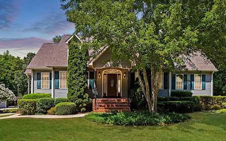 5203 Lakefront Drive Bullock, NC 27507