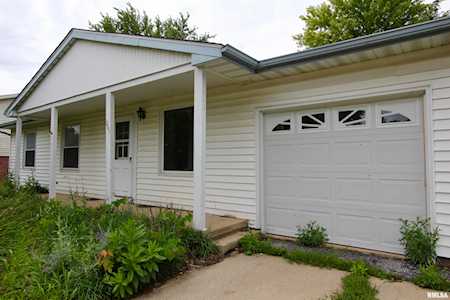 241 Briargate Rd Washington, IL 61571