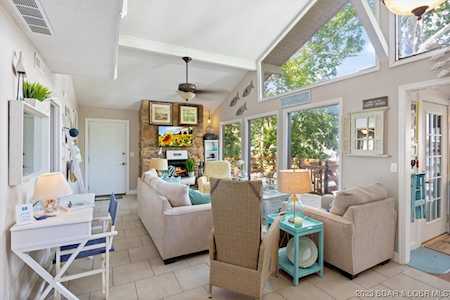421 Lucy Rd Lake Ozark, MO 65049