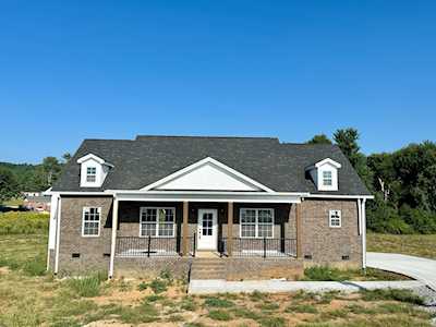 203 Daylily Dr Sparta, TN 38583