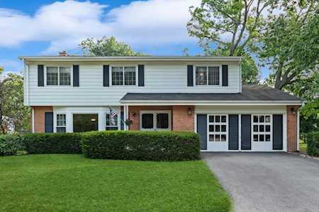 711 Carlisle Ave Deerfield, IL 60015