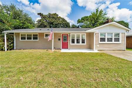 1976 Kingston Ave Norfolk, VA 23503