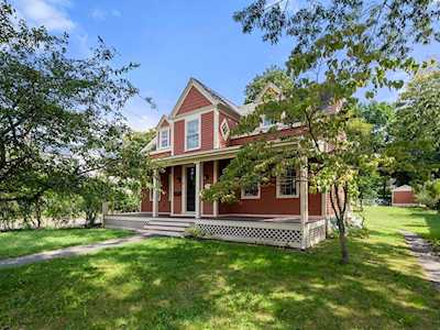 85 High St Newton, MA 02464